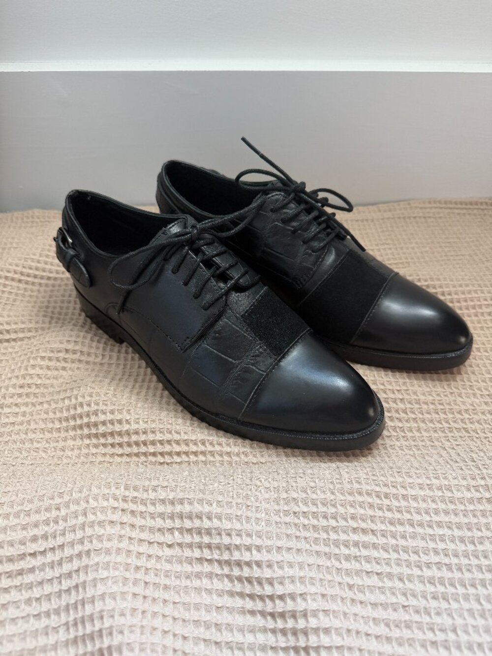 Coach Waverly Patchwork Black Leather Oxford Shoes Size 6.5